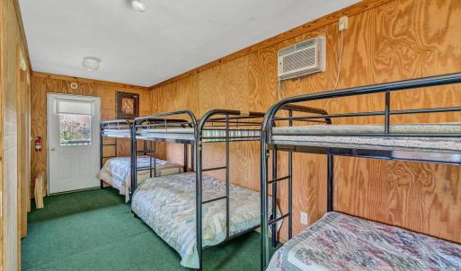 Guest Cabin - Bunked - Each with 2 Full