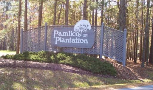 Pam Plantation Entry sign