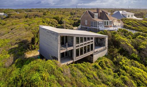 Oceanfront property in Pine Knoll Shores