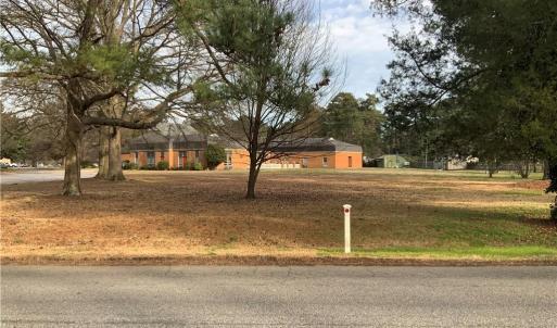 Photo #2 of 3130 Sterling Point Drive, Portsmouth, Virginia 0.3 acres