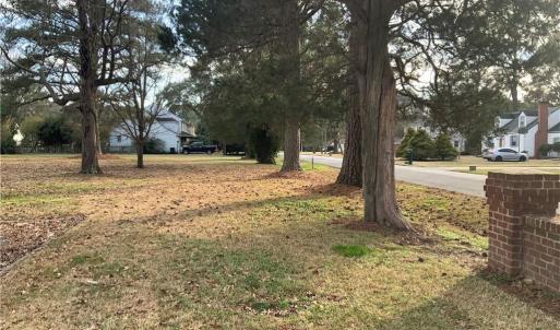 Photo #6 of 3130 Sterling Point Drive, Portsmouth, Virginia 0.3 acres