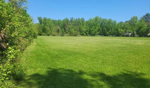 Photo #6 of 200 Hansford Lane, Seaford, Virginia 2.5 acres