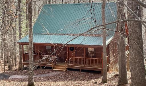 Example of current log home built at The Reserve