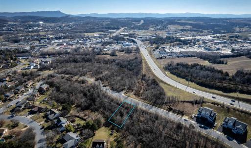 Photo #8 of 2122 WILLOW HILL RD, HARRISONBURG, VA 0.3 acres