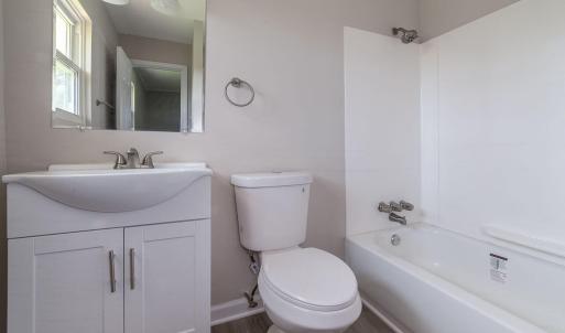 1463 Haven Heights Dr master bath