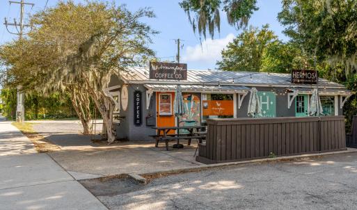 234 Middle Street | Old Village