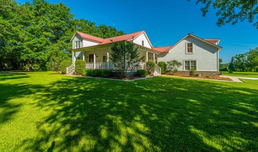 Beautiful Low Country Home & Land!