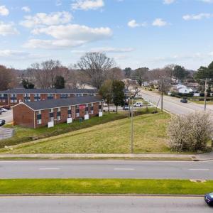 Photo #2 of 50 Settlers Landing Road, Hampton, Virginia 0.4 acres