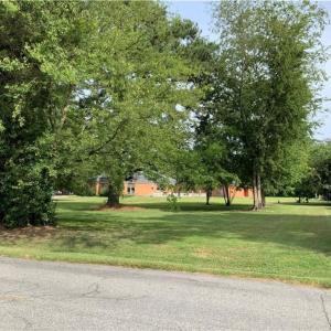 Photo #10 of 3128 Sterling Point Drive, Portsmouth, Virginia 0.3 acres