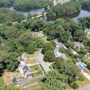 Photo #8 of 509 Riverview Drive, Suffolk, Virginia 0.6 acres