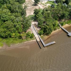 Community Water Access with Boat Ramp & Pier