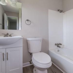 1463 Haven Heights Dr master bath