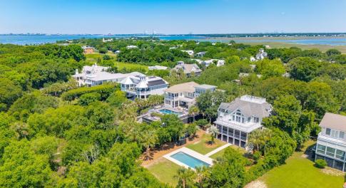 Welcome to your Sullivan's Island Oasis